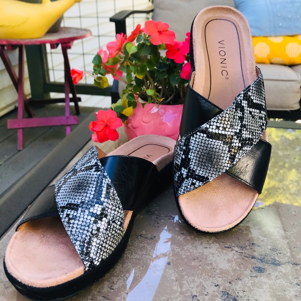 Vionic leather platform natural snake sandals